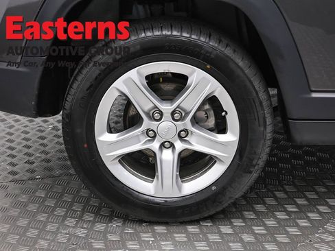 Used 2024 Jeep Compass Latitude AWD/4WD image 26