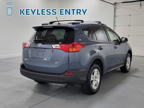 Used 2014 Toyota RAV4 LE FWD image 9