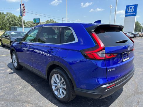 Used 2023 Honda CR-V EX image 7