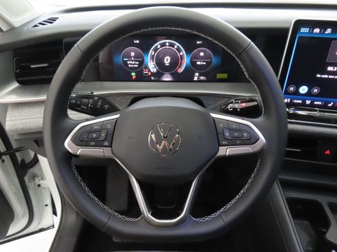 New 2026 Volkswagen Tiguan S image 16