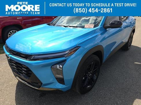 Used 2025 Chevrolet Trax ACTIV w/ Driver Confidence Package image 1