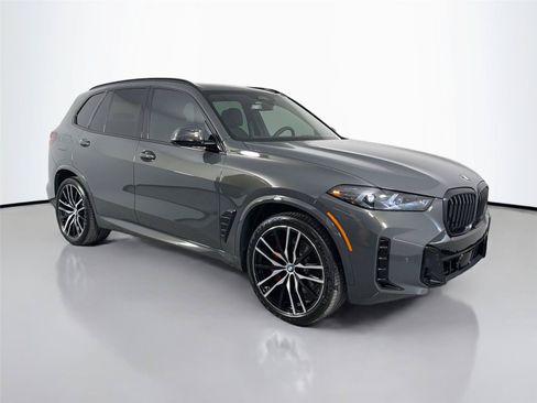 New 2026 BMW X5 xDrive40i w/ M Sport Package AWD/4WD image 5