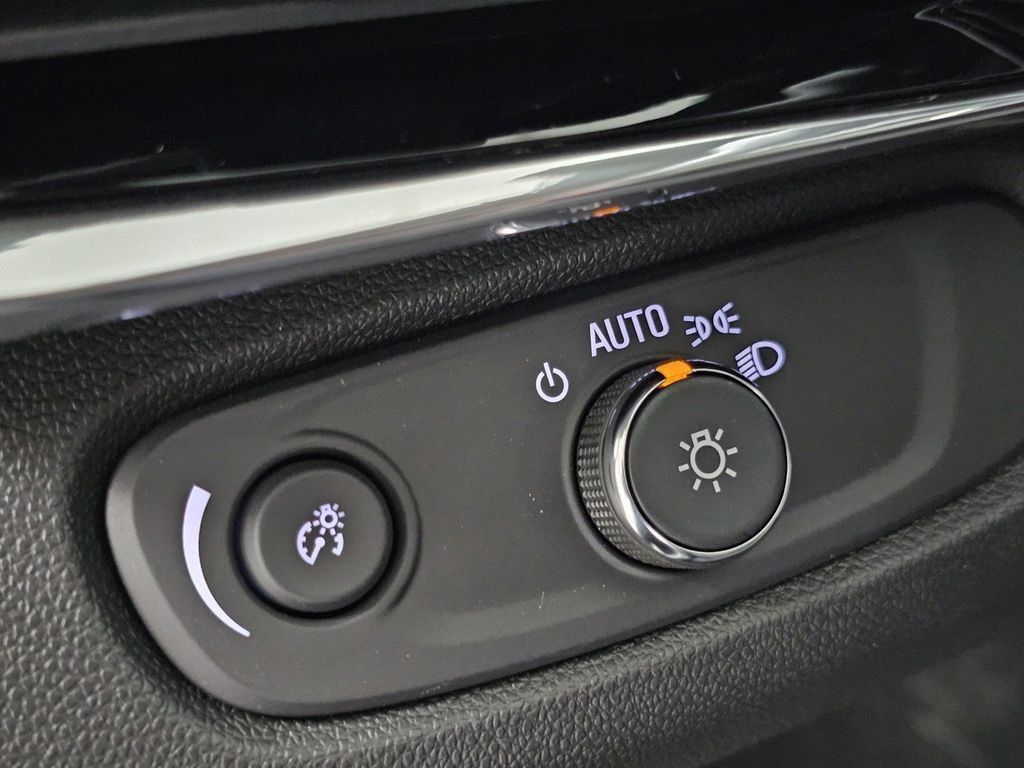New 2026 Buick Envista Sport Touring w/ Convenience I Package FWD image 35