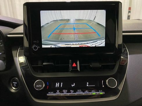 Certified 2023 Toyota Corolla LE w/ LE Convenience Package image 18