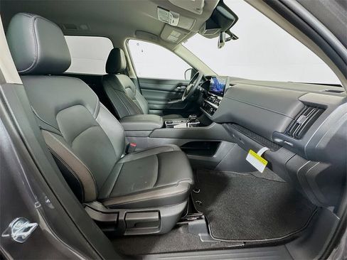 New 2026 Nissan Pathfinder SL image 27