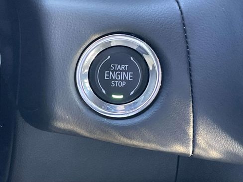 Used 2023 Chevrolet Suburban High Country w/ Advanced Technology Package image 31