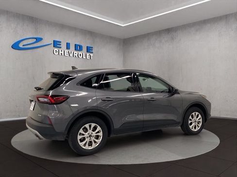 Used 2025 Ford Escape Active AWD/4WD image 14