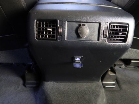 Used 2019 Toyota Tundra SR5 w/ SR5 Upgrade Package image 29