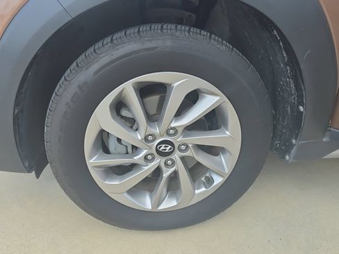 Used 2017 Hyundai Tucson SE w/ SE Popular Package 02 FWD image 10