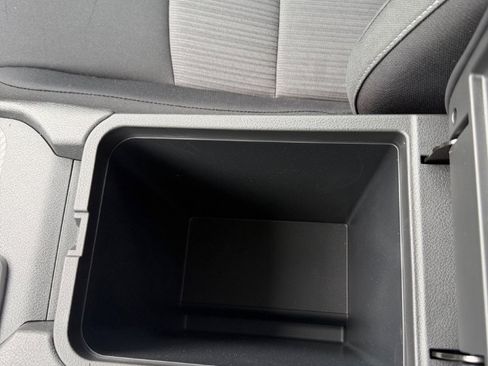 Used 2025 Nissan Sentra SV w/ All-Weather Package FWD image 13