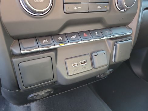 Used 2022 Chevrolet Silverado 1500 Custom w/ LPO, Dark Essentials Package RWD image 24
