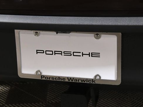 Used 2026 Porsche Macan AWD/4WD image 14