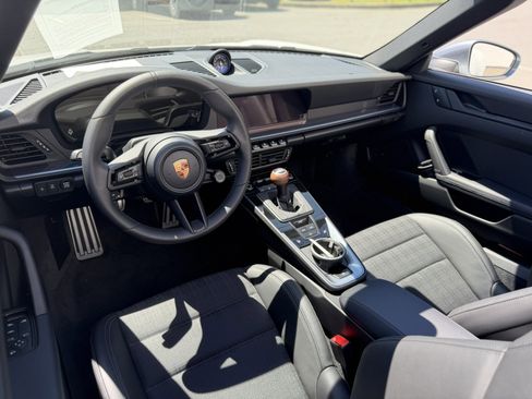 Used 2026 Porsche 911 Carrera T RWD image 13