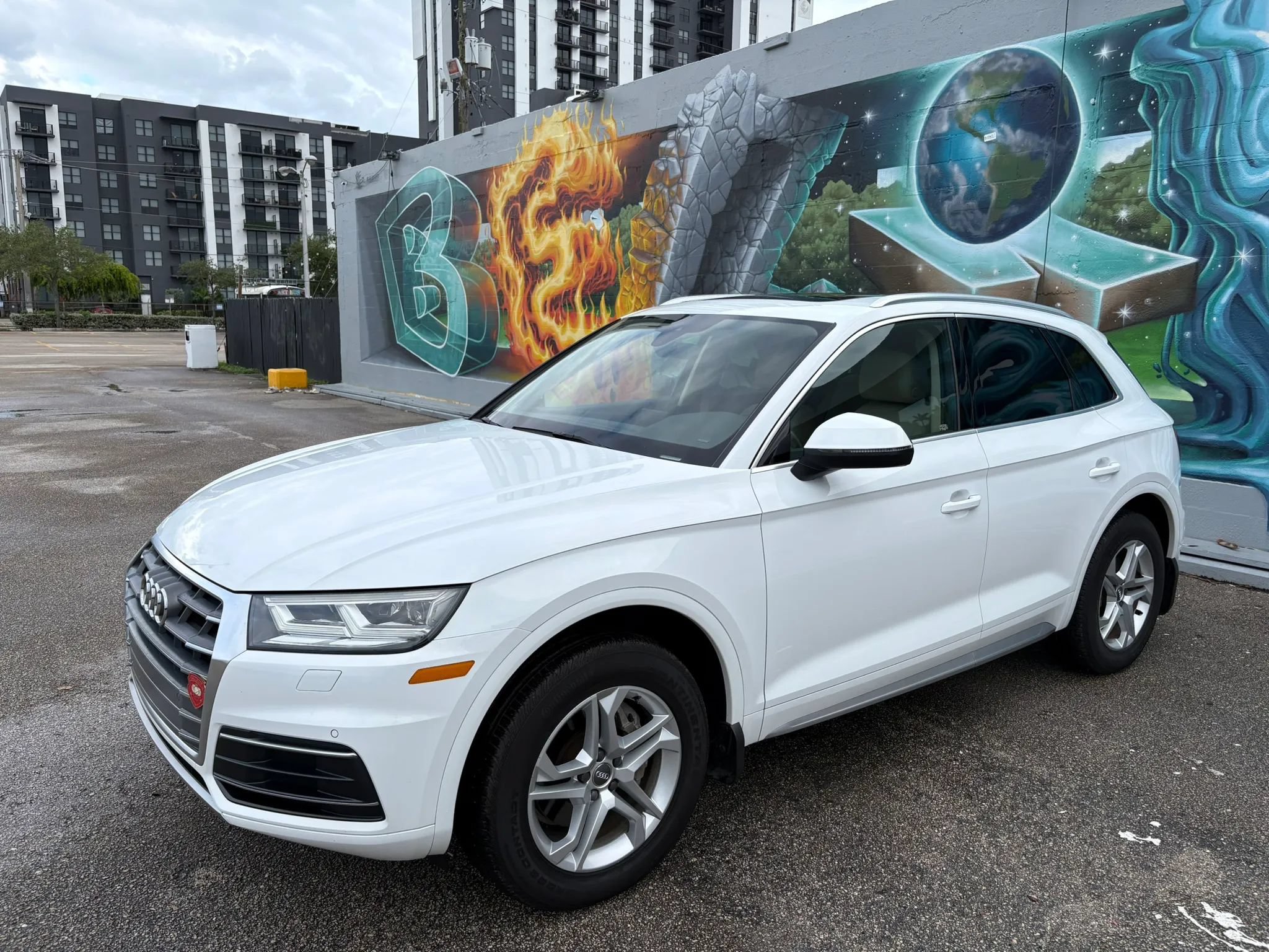 Used 2018 Audi Q5 2.0T Premium Plus w/ Premium Plus Package AWD/4WD image 10