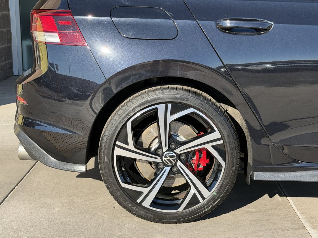 Used 2024 Volkswagen GTI SE w/ SE Leather Seats Package FWD image 15
