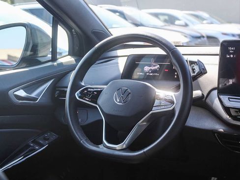 Used 2023 Volkswagen ID.4 Pro S image 19