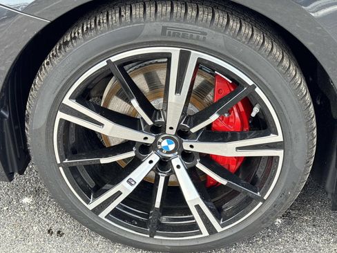 New 2026 BMW 550e xDrive w/ Premium Package image 11