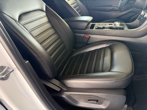 Certified 2024 Ford Edge SEL w/ Convenience Package AWD/4WD image 8