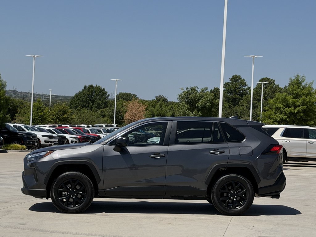 Used 2025 Toyota RAV4 LE FWD image 3