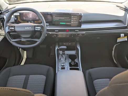 New 2026 Kia Sorento LX FWD image 15