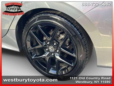 Used 2023 Honda Civic Sport image 11