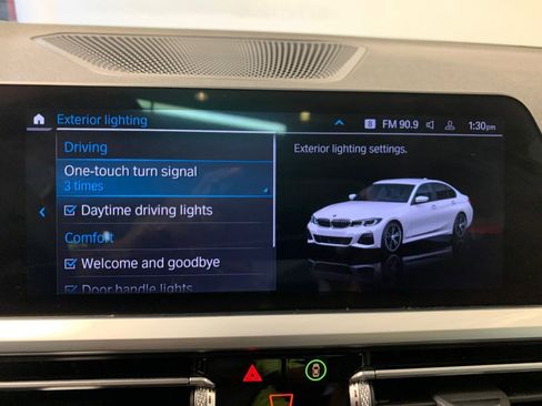 Used 2022 BMW 330i xDrive Sedan w/ M Sport Package image 38