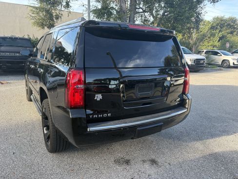 Used 2018 Chevrolet Tahoe Premier RWD image 5