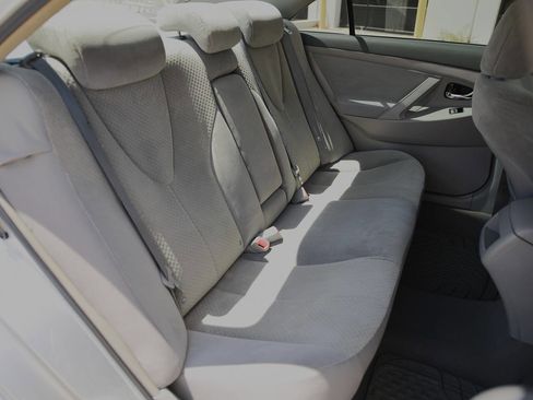Used 2008 Toyota Camry LE FWD image 15