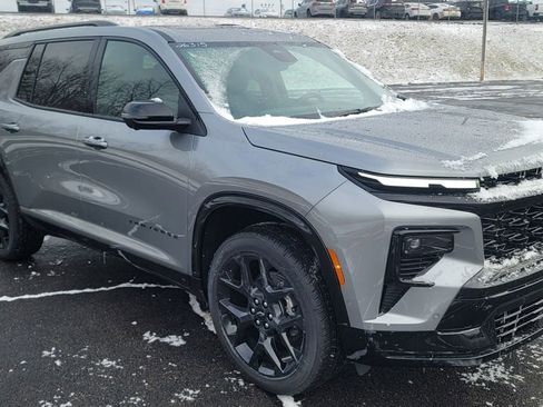 New 2026 Chevrolet Traverse RS image 2