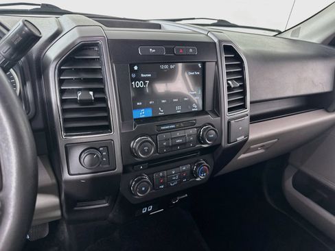 Used 2018 Ford F150 XLT w/ Equipment Group 302A Luxury AWD/4WD image 15