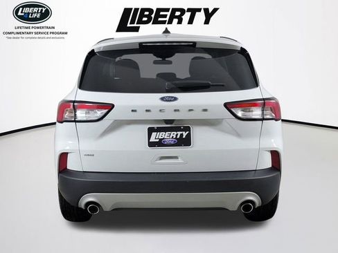 Certified 2022 Ford Escape SE w/ Cold Weather Package image 4