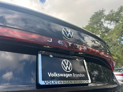 New 2026 Volkswagen Jetta SE FWD image 43