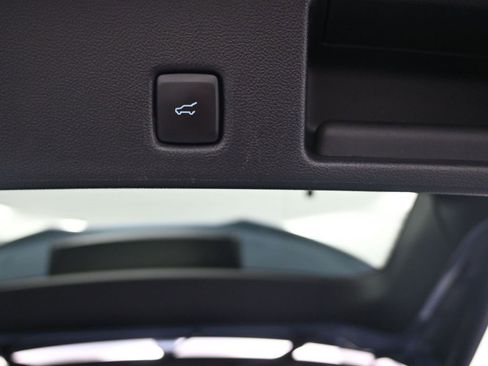 Used 2024 Ford Escape ST-Line Select w/ Class II Trailer Tow Package image 36