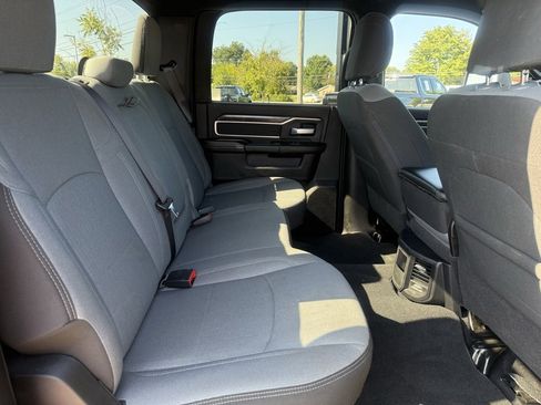 Used 2024 RAM 2500 Big Horn w/ Bed Utility Group image 18