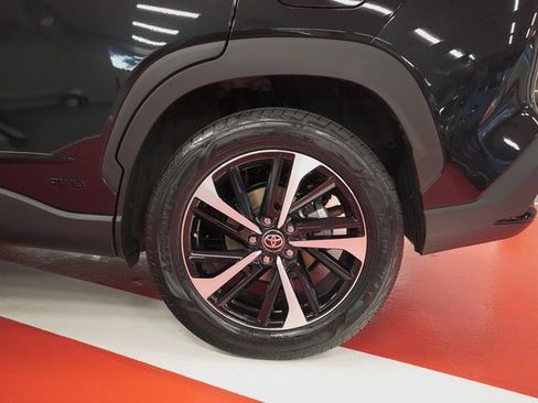 Certified 2024 Toyota Corolla Cross XSE image 42