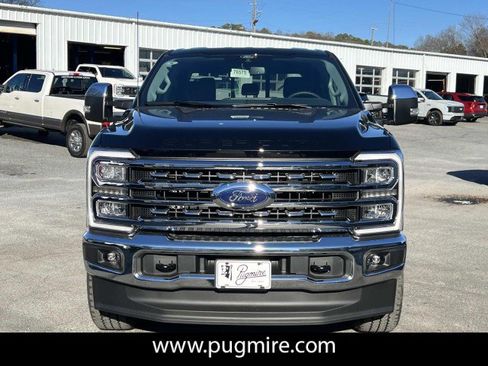 New 2026 Ford F250 Lariat w/ Chrome Package image 2