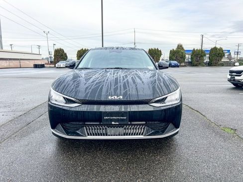 Used 2024 Kia EV6 Light image 4