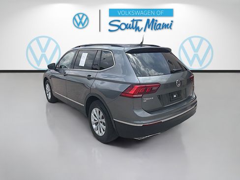 Used 2018 Volkswagen Tiguan SE FWD image 5