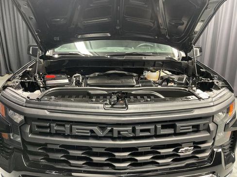Used 2025 Chevrolet Silverado 1500 W/T w/ WT Safety Package AWD/4WD image 13