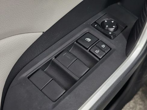 Used 2019 Toyota RAV4 XLE w/ All Weather Liner Package AWD/4WD image 30