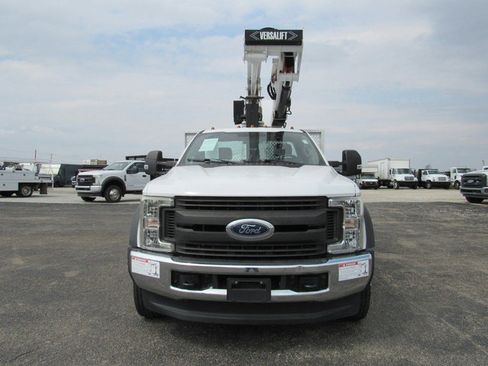 Used 2019 Ford F550 4x4 Regular Cab Super Duty image 8