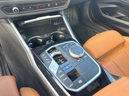 Used 2024 BMW 230i Coupe w/ Premium Package image 20