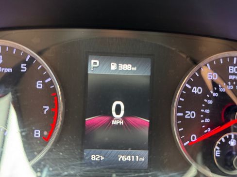 Used 2023 Kia K5 GT FWD image 11