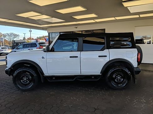 Certified 2022 Ford Bronco Black Diamond image 8