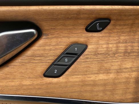 Certified 2025 Jeep Grand Cherokee Summit image 23