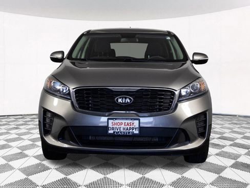 Used 2019 Kia Sorento LX image 8