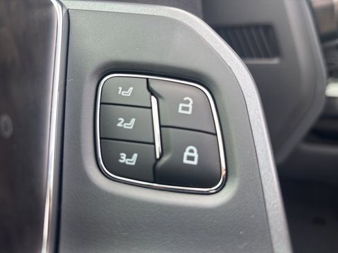 New 2026 Ford F350 Lariat w/ Chrome Package image 21