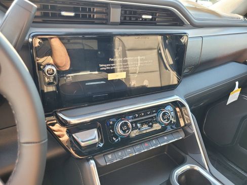 New 2026 GMC Sierra 3500 Denali image 27