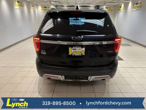 Used 2017 Ford Explorer XLT w/ Equipment Group 202A image 28