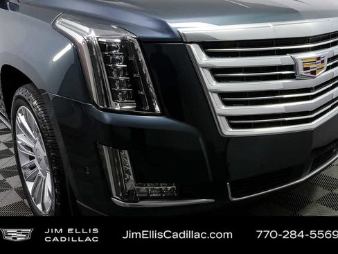 Used 2020 Cadillac Escalade ESV Platinum image 39